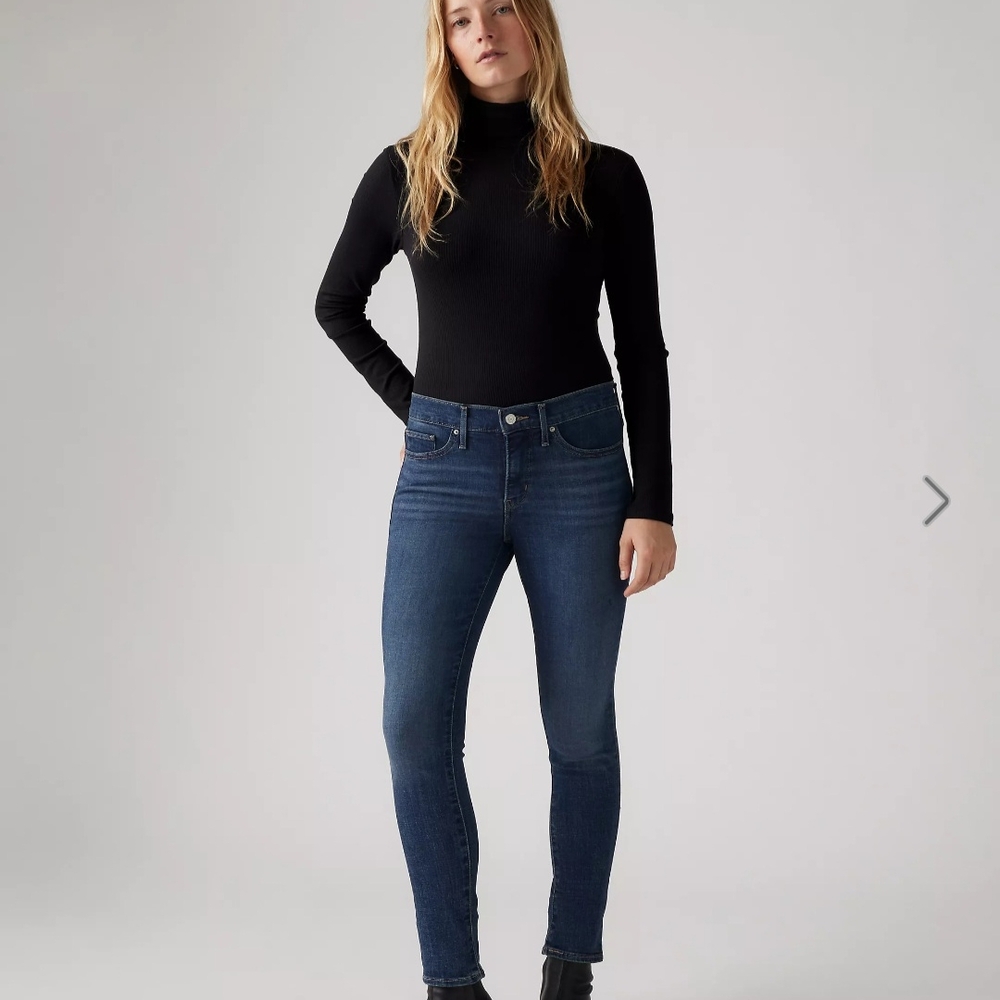 Levi's Women's Dark Blue Skinny Jeans